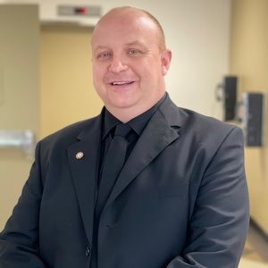 Meet your Posher, Robert